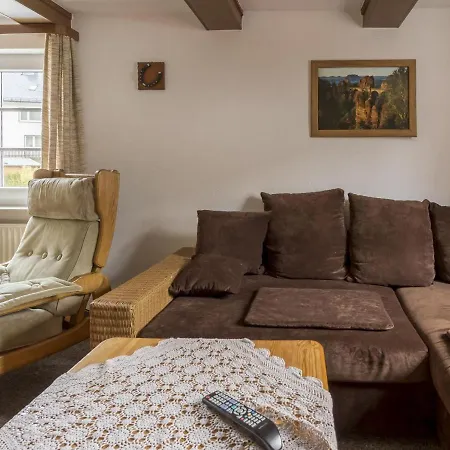 Cosy Holiday In With Garden Ferienhaus
