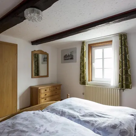 Cosy Holiday In With Garden Ferienhaus